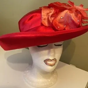 Ann Marie | Accessories | Beautiful Vintage Red Satin Church  display picture 2